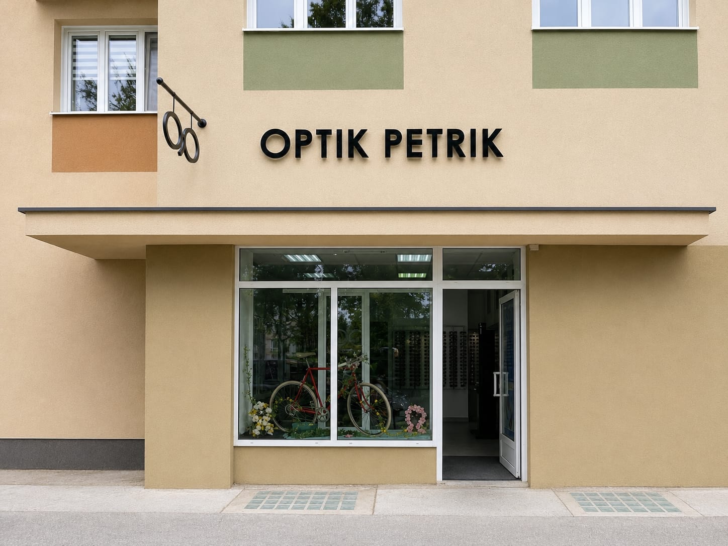 Exteriér predajne Optik Petrík v Košiciach